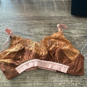NWT We are HAH Ladies Lounge Bralette Size Small